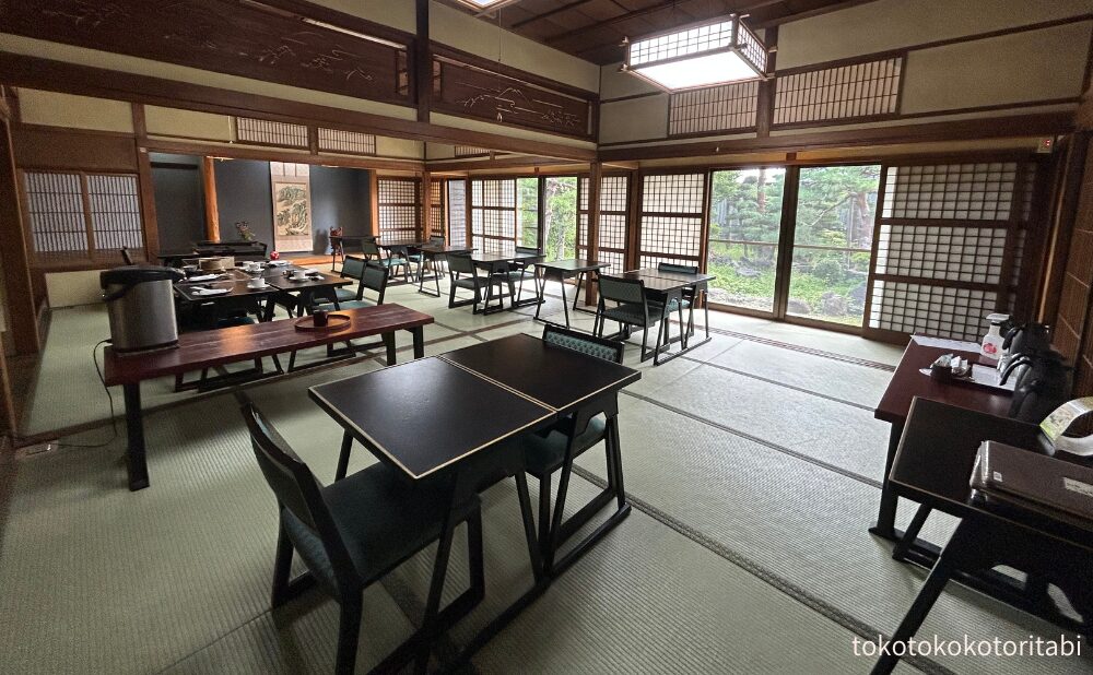 朝食会場