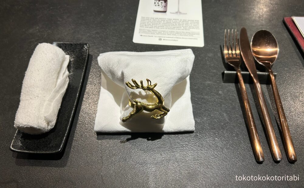 ナプキンリングも鹿