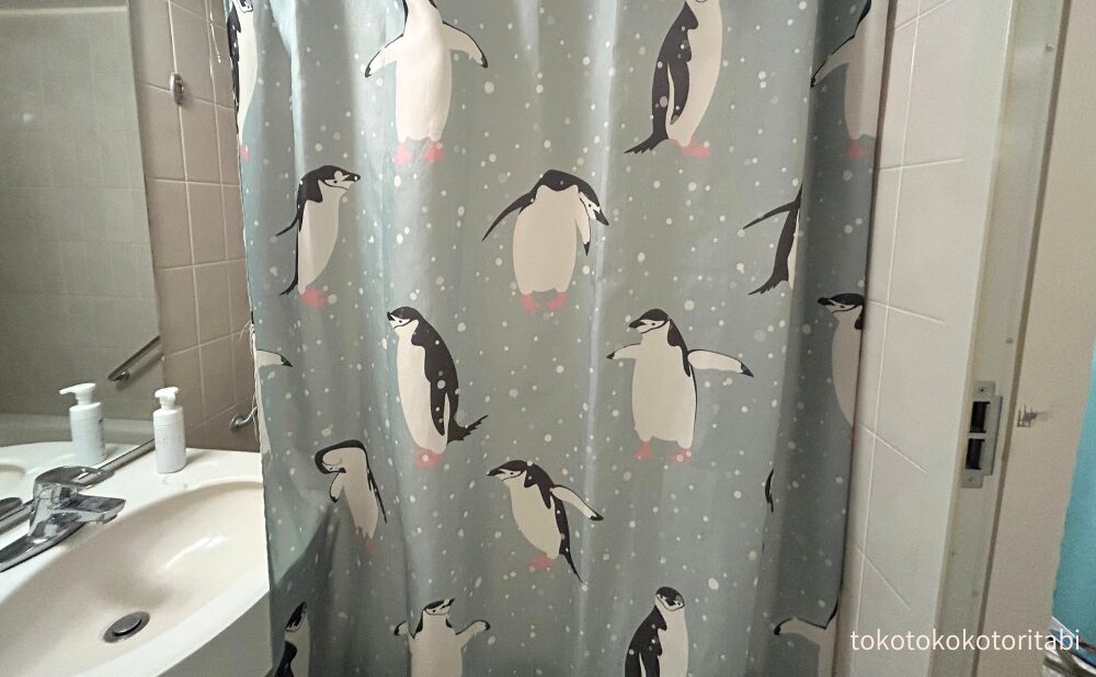 ペンギンのカーテン