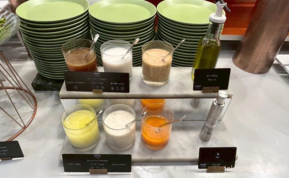 ドレッシング6種（山わさび/フレンチ/香り胡麻/レモン/シーザー/にんじん）/オリーブオイル/塩