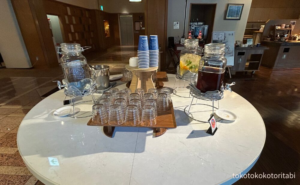 水/デトックスウォーター/ピーチティー