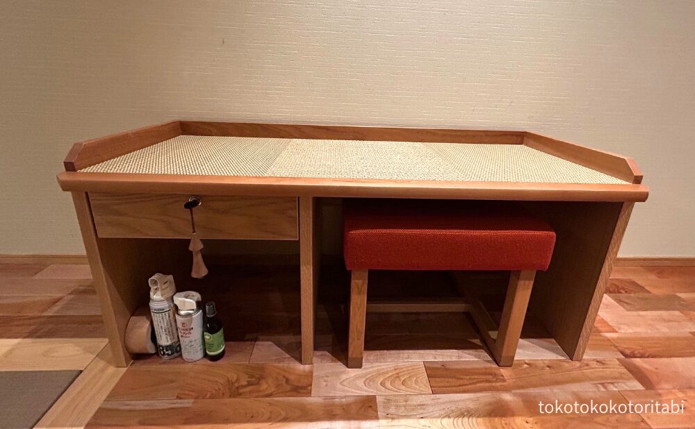 手すり/スリッパ/ベンチ/靴ベラ