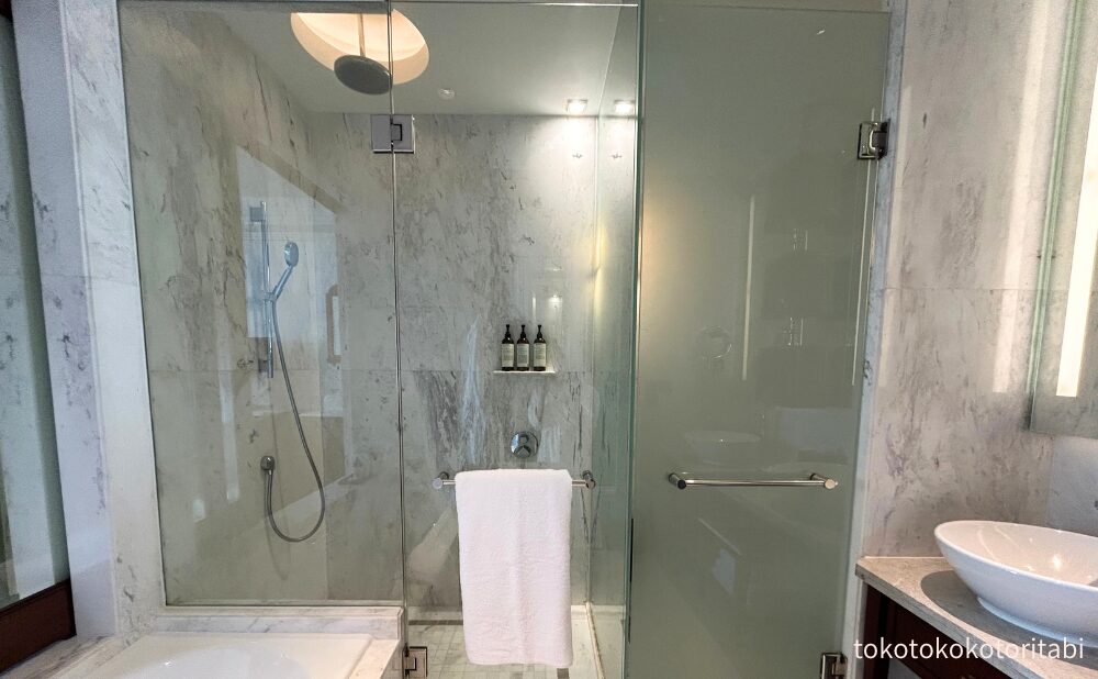 シャワー/トイレ