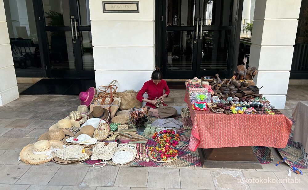 ヤシの葉の手工芸品