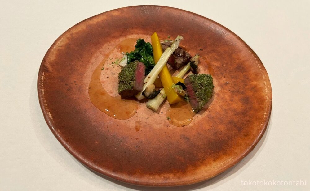 牛肉とシャコ貝、アーサのパン粉焼き