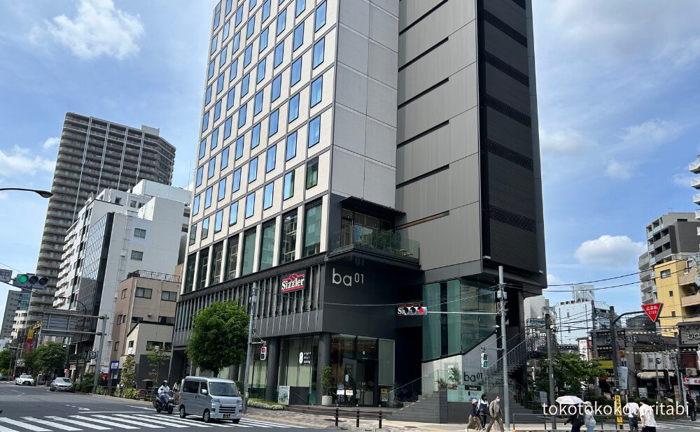 OMO5東京大塚のビル